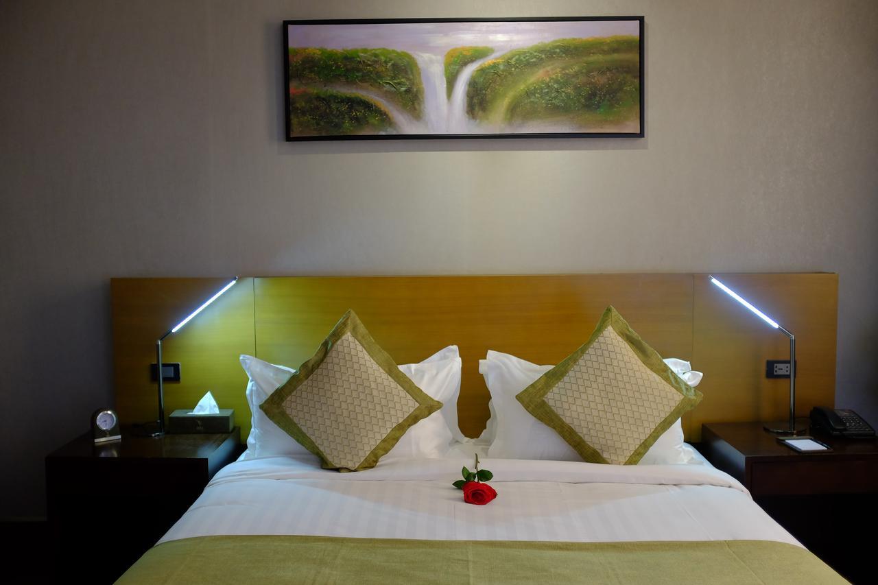 Rori Hotel Awasa Extérieur photo